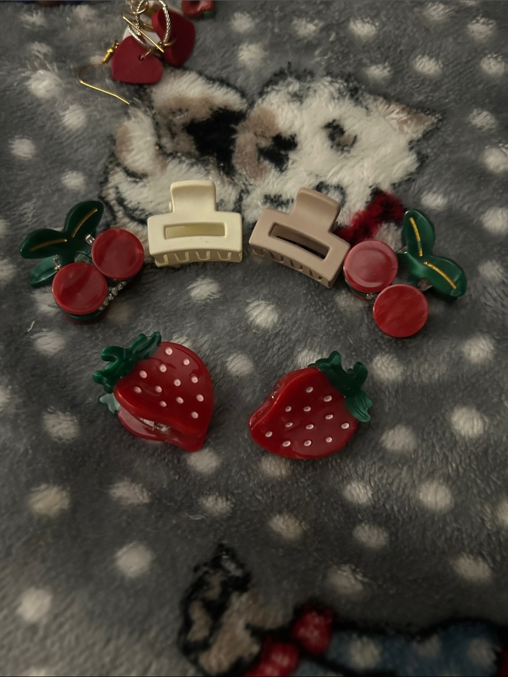 Marshalls Red Strawberry & Cherry Kids Hair Clip Set with Cream & Tan Claws